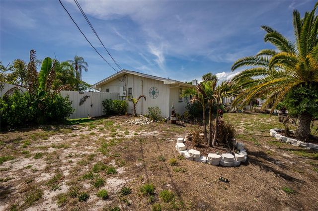 625 SANDPIPER LANE, Nokomis, FL 34275