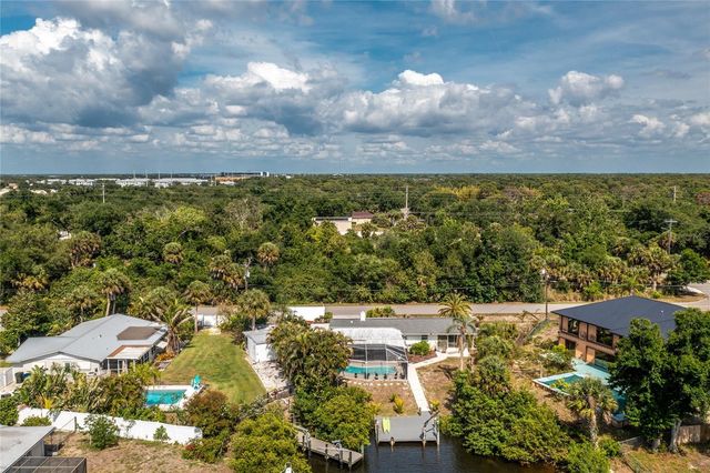 625 SANDPIPER LANE, Nokomis, FL 34275