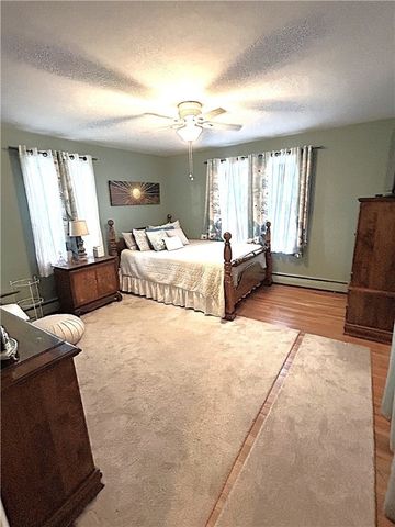 20 Dickinson Avenue, North Providence, RI 02904