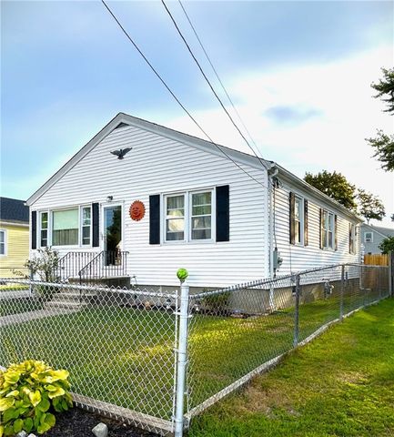 20 Dickinson Avenue, North Providence, RI 02904