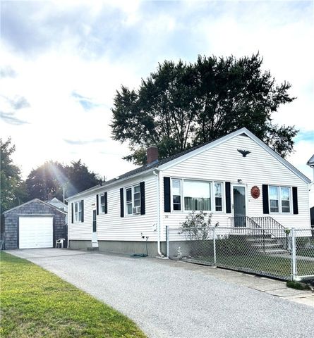 20 Dickinson Avenue, North Providence, RI 02904