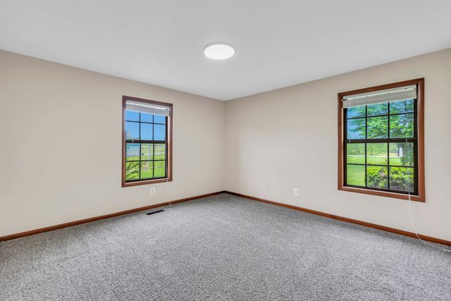 5245 Galen Rd, Lafayette, TN 37083