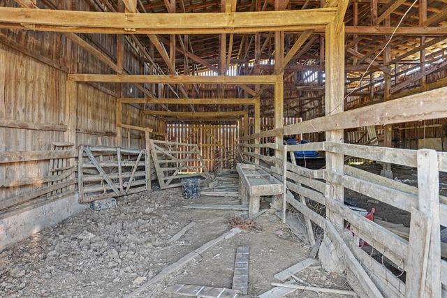 5245 Galen Rd, Lafayette, TN 37083