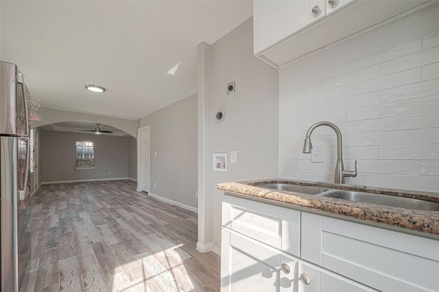 2415 Lidstone Street C, Houston, TX 77023