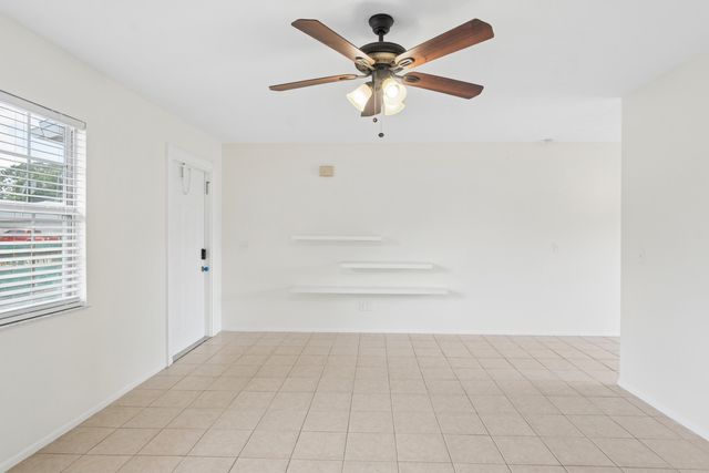 825 SW Canary Terrace, Port St. Lucie, Port St Lucie, FL 34953