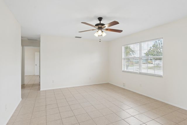825 SW Canary Terrace, Port St. Lucie, Port St Lucie, FL 34953