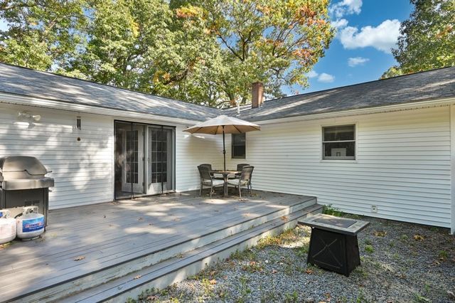 9 Brady Avenue, Derry, NH 03038