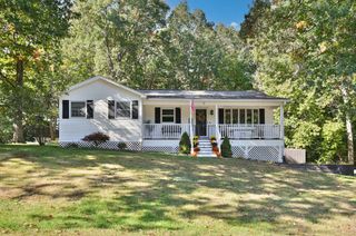 9 Brady Avenue, Derry, NH 03038