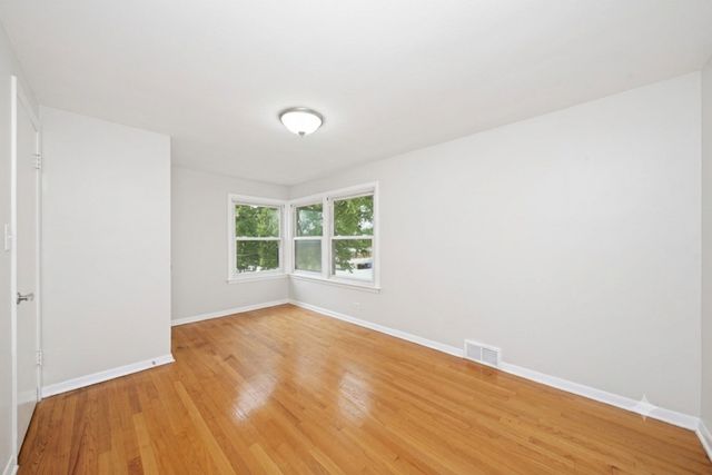 11659 S Maplewood Avenue, Chicago, IL 60655