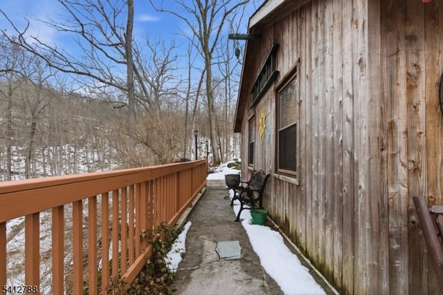543 Lakeside Ave, Hopatcong Boro, NJ 07821
