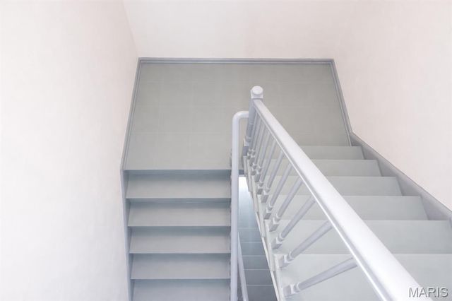 5706 Thekla Avenue, St Louis, MO 63120