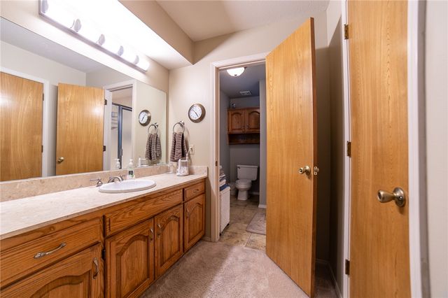 1501 Twin Lakes Drive, Rogers, AR 72756