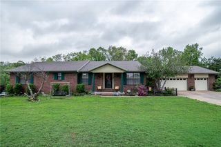 1501 Twin Lakes Drive, Rogers, AR 72756