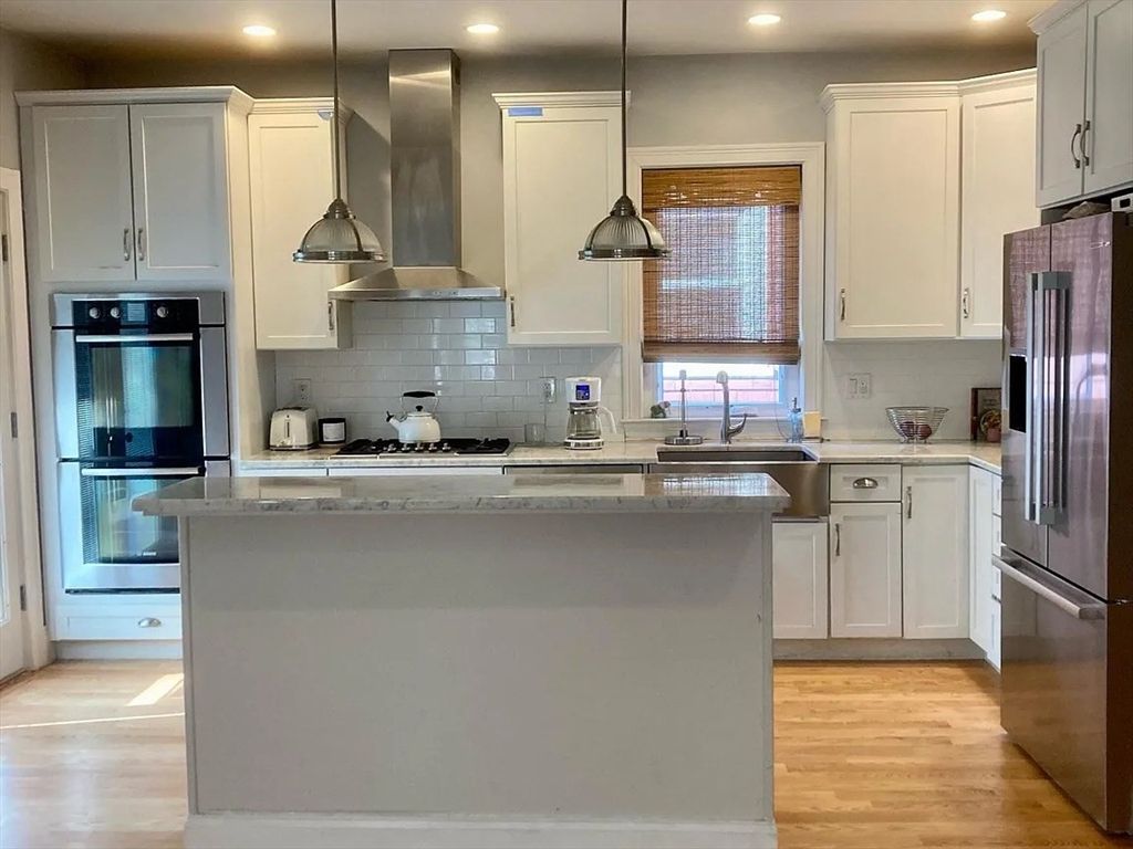 645 East Sixth Street 1, Boston, MA 02127
