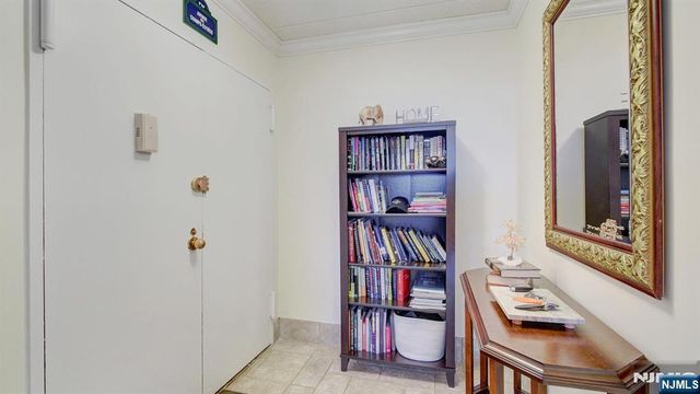 250 Gorge Road 28D, Cliffside Park, NJ 07010