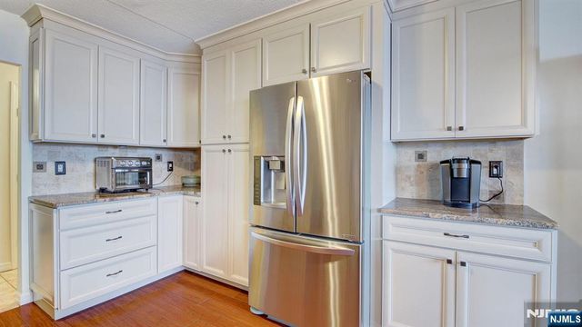 250 Gorge Road 28D, Cliffside Park, NJ 07010