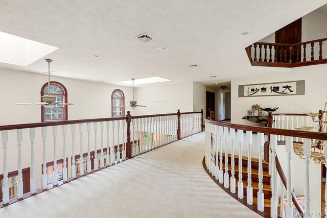 12 Mondavi Lane, East Setauket, NY 11733