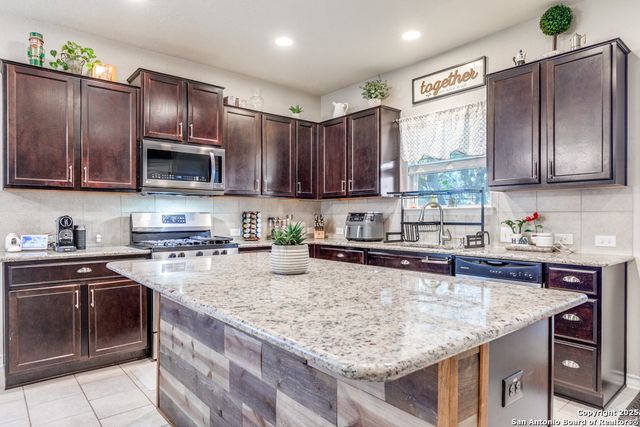 14851 Horned Lark, San Antonio, TX 78253