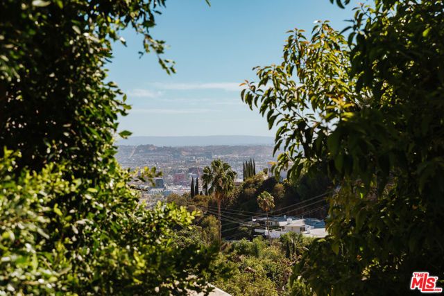1600 Queens Road, Los Angeles, CA 90069