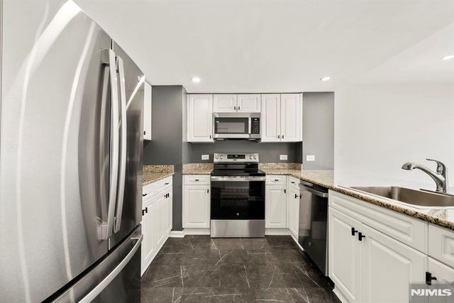 100 Old Palisade Road 914, Fort Lee, NJ 07024