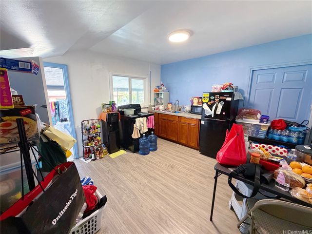 2223 Kalihi Street, Honolulu, HI 96819