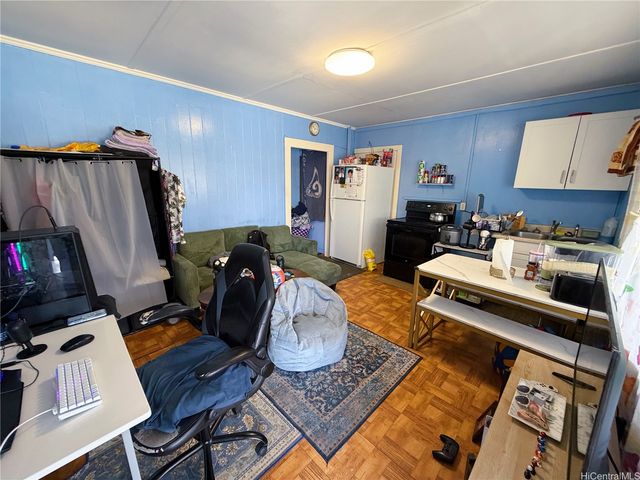 2223 Kalihi Street, Honolulu, HI 96819