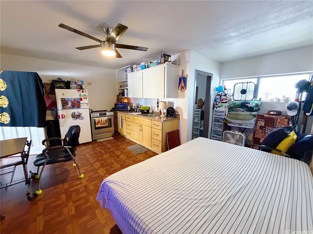 2223 Kalihi Street, Honolulu, HI 96819