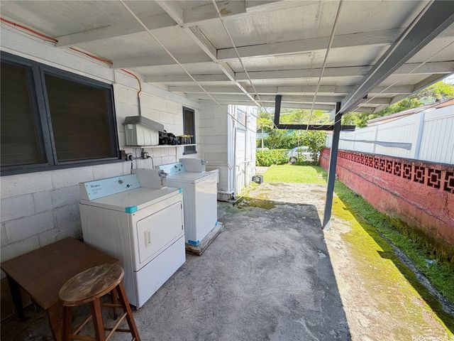 2223 Kalihi Street, Honolulu, HI 96819