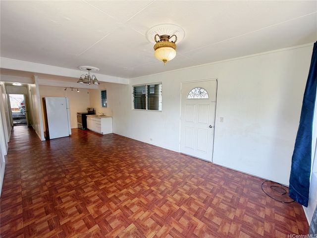 2223 Kalihi Street, Honolulu, HI 96819
