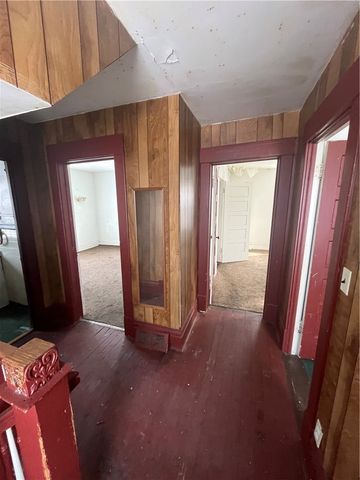 824 Franklin Avenue, New Castle, PA 16101