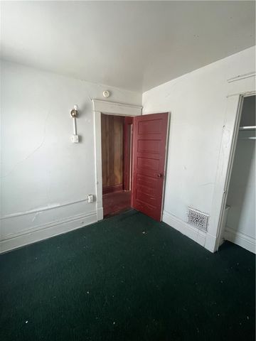 824 Franklin Avenue, New Castle, PA 16101