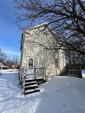 824 Franklin Avenue, New Castle, PA 16101