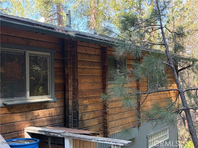 6307 Cedar Court, Angelus Oaks, CA 92305