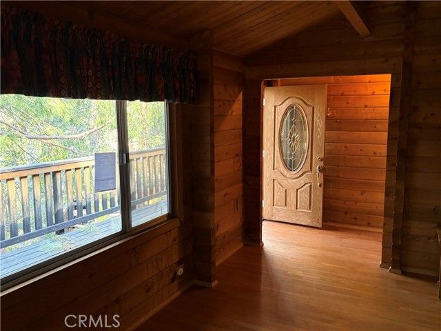 6307 Cedar Court, Angelus Oaks, CA 92305