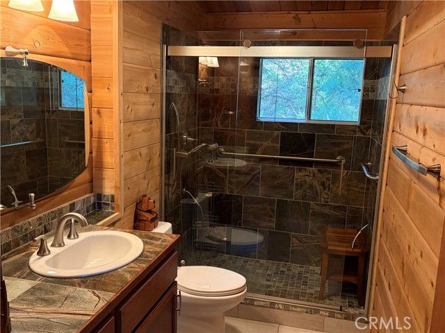 6307 Cedar Court, Angelus Oaks, CA 92305