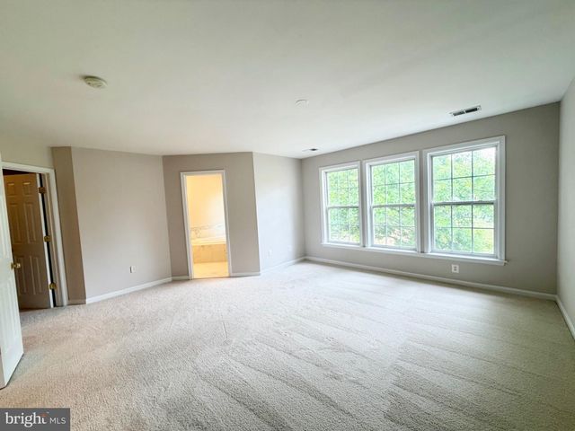 15519 EXMORE CT, Woodbridge, VA 22191