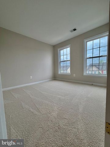 15519 EXMORE CT, Woodbridge, VA 22191