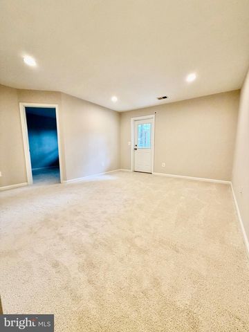 15519 EXMORE CT, Woodbridge, VA 22191