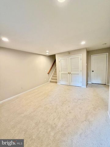 15519 EXMORE CT, Woodbridge, VA 22191