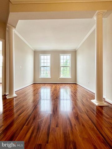 15519 EXMORE CT, Woodbridge, VA 22191