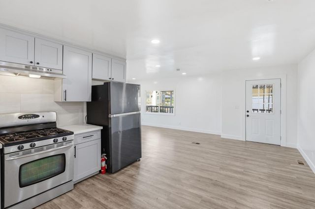 2151 Oakland Road 229, San Jose, CA 95131