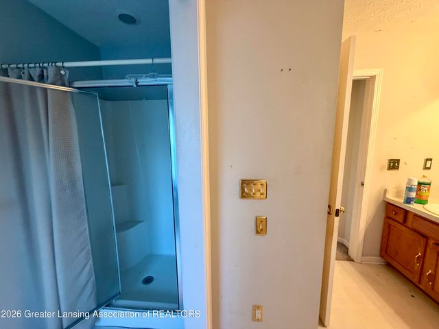 2578 Horstmeyer Road, Lansing, MI 48911
