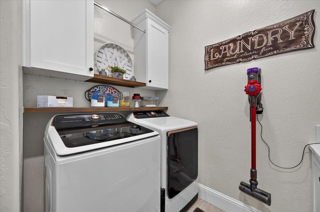 Image 45 of property listing at 330 Sentinel Drive S, Madera, CA 93636