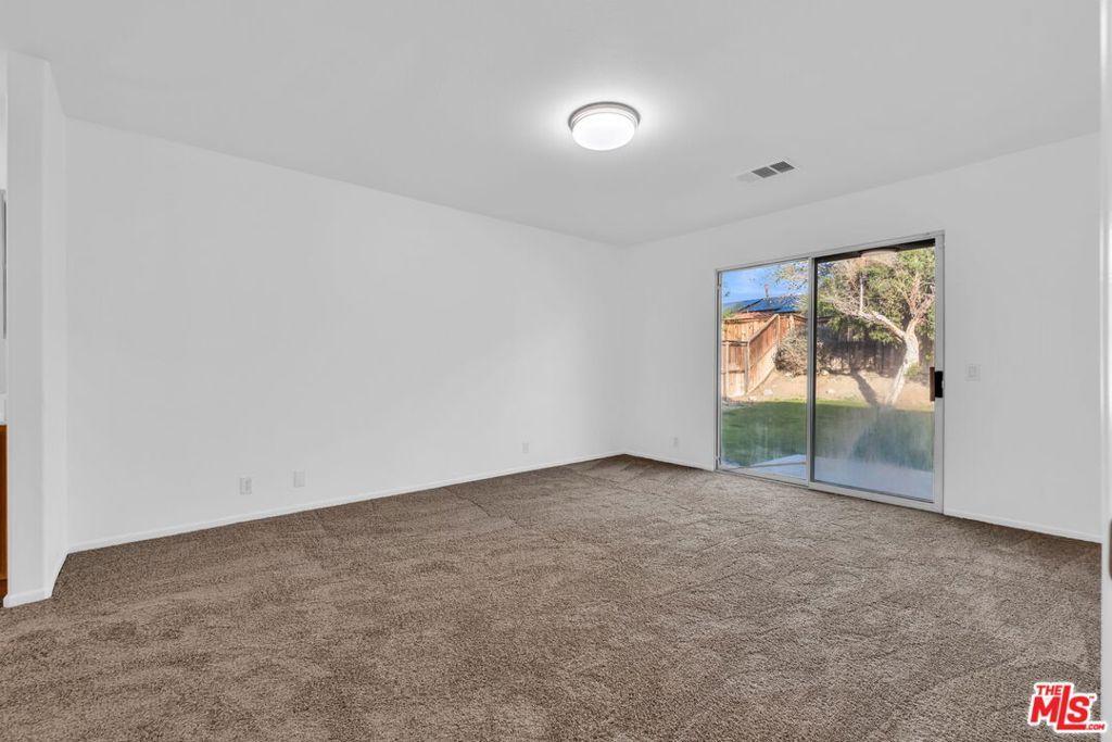 Image 32 of property listing at 30940 Robert Road, Thousand Palms, CA 92276