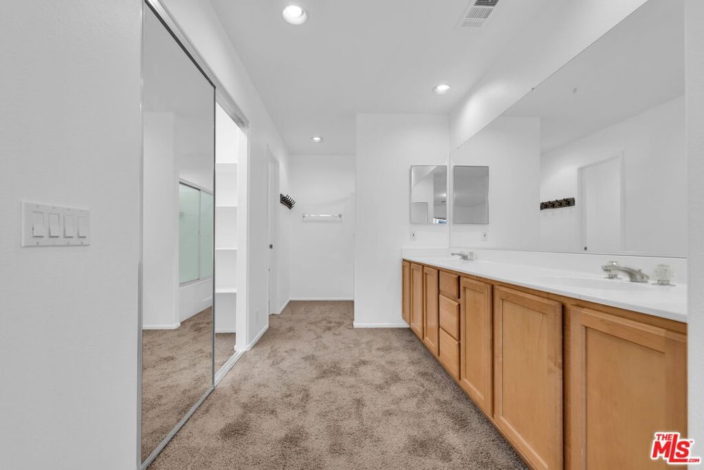 Image 35 of property listing at 30940 Robert Road, Thousand Palms, CA 92276