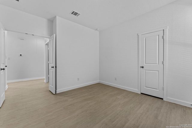 726 Bee Ridge Pt, New Braunfels, TX 78130