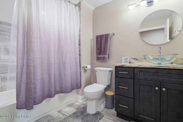 2201 Dumesnil St, Louisville, KY 40210