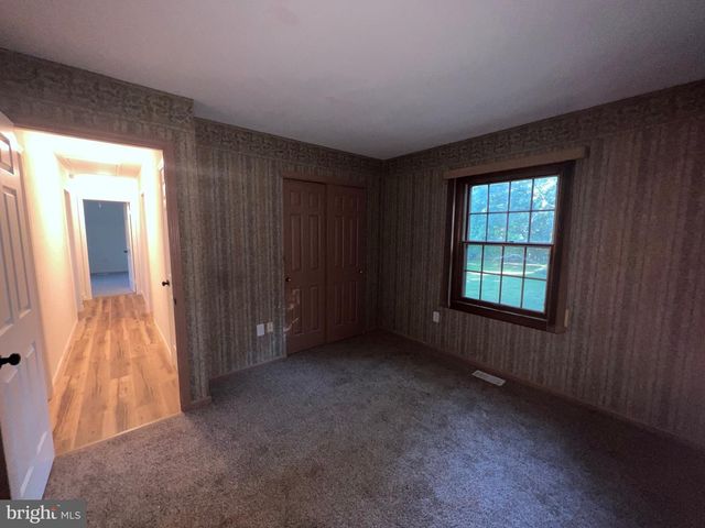 30 INDEPENDENCE CT, Swedesboro, NJ 08085