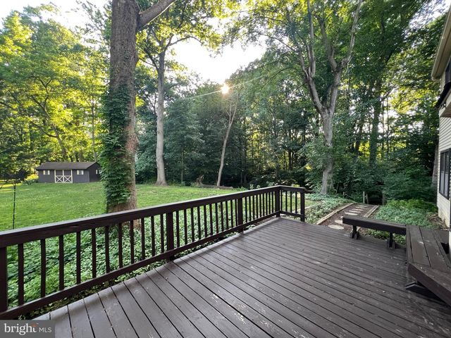 30 INDEPENDENCE CT, Swedesboro, NJ 08085
