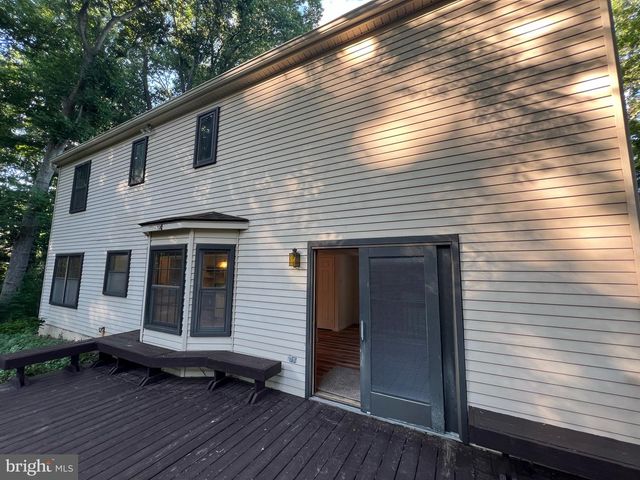 30 INDEPENDENCE CT, Swedesboro, NJ 08085
